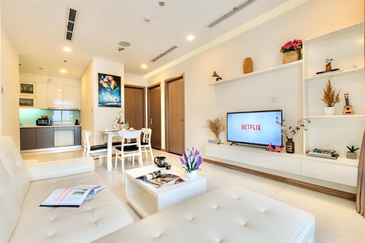 Mott Haven Apart - Vinhomes Central Park, Landmark 81 Area & Ice Rink โฮจิมินห์ซิตี้ ภายนอก รูปภาพ