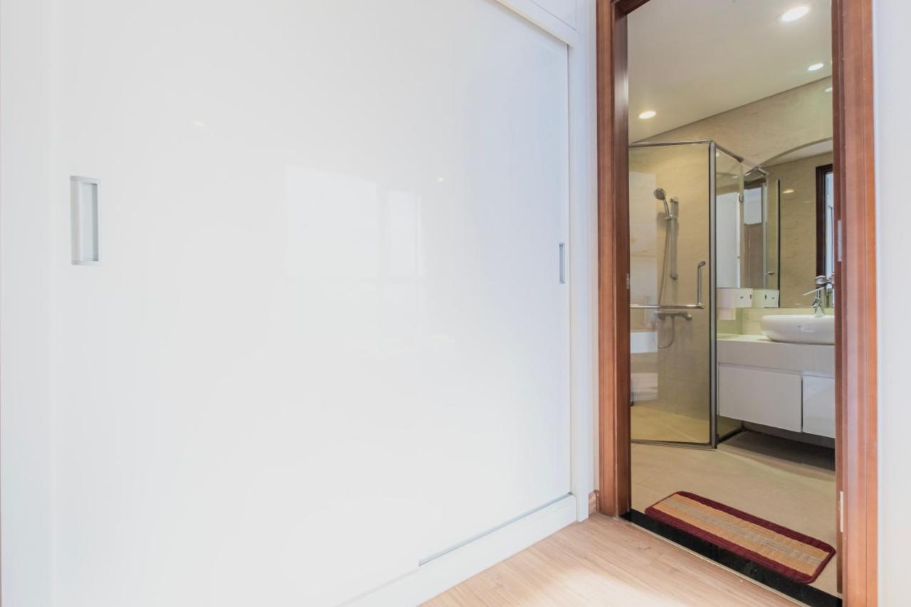 Mott Haven Apart - Vinhomes Central Park, Landmark 81 Area & Ice Rink โฮจิมินห์ซิตี้ ภายนอก รูปภาพ