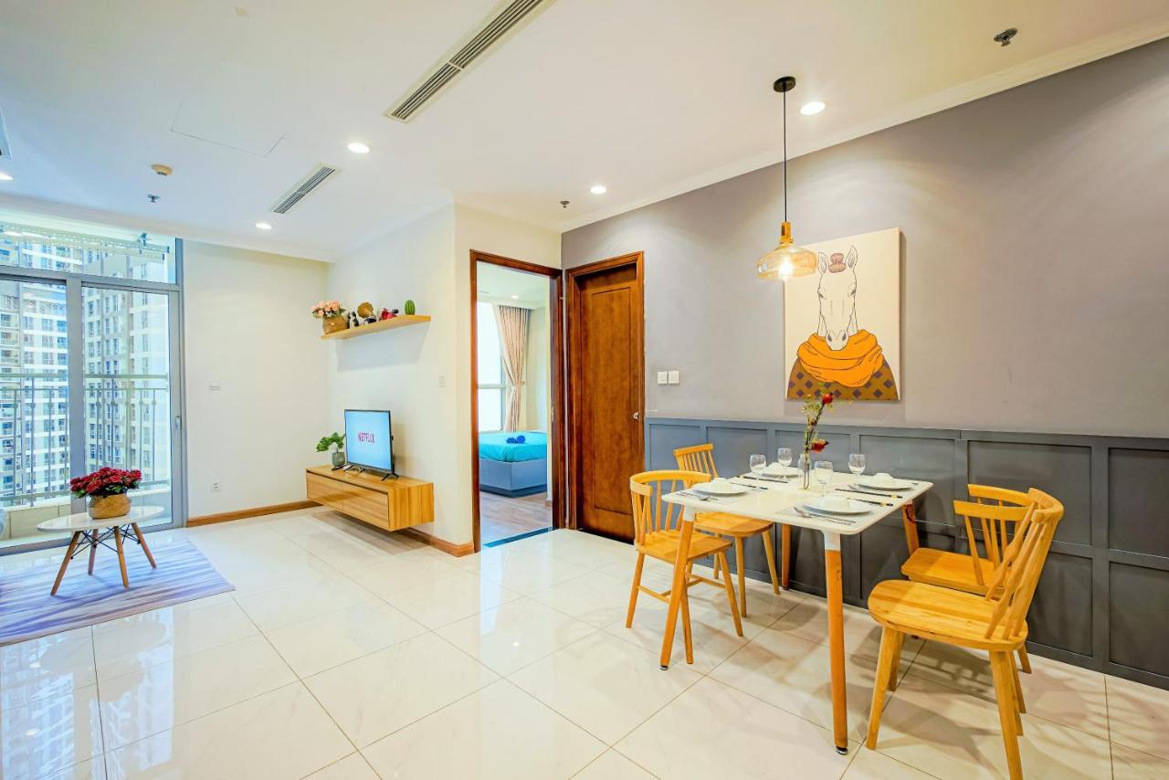 Mott Haven Apart - Vinhomes Central Park, Landmark 81 Area & Ice Rink โฮจิมินห์ซิตี้ ภายนอก รูปภาพ