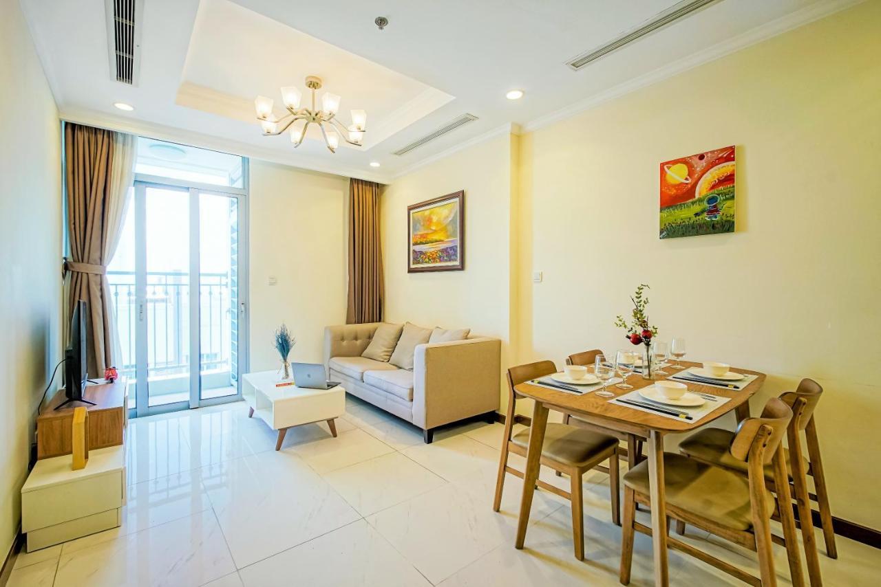 Mott Haven Apart - Vinhomes Central Park, Landmark 81 Area & Ice Rink โฮจิมินห์ซิตี้ ภายนอก รูปภาพ