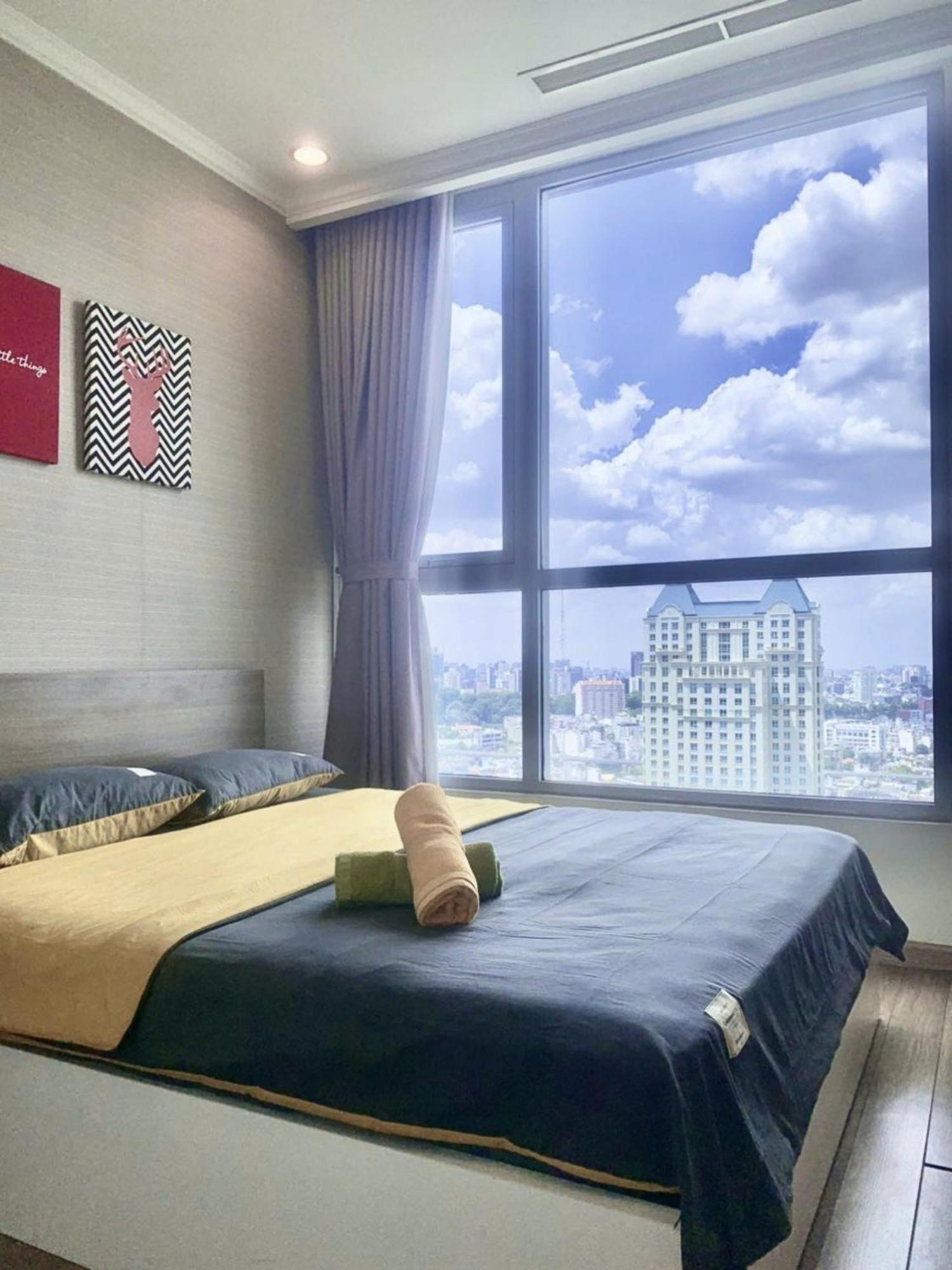 Mott Haven Apart - Vinhomes Central Park, Landmark 81 Area & Ice Rink โฮจิมินห์ซิตี้ ภายนอก รูปภาพ